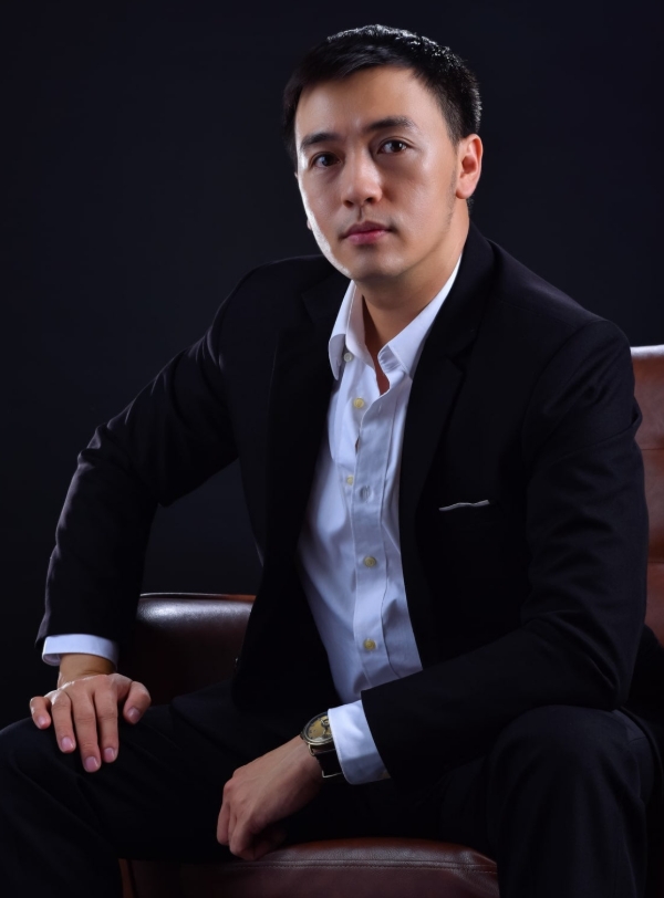 Hạo Bright